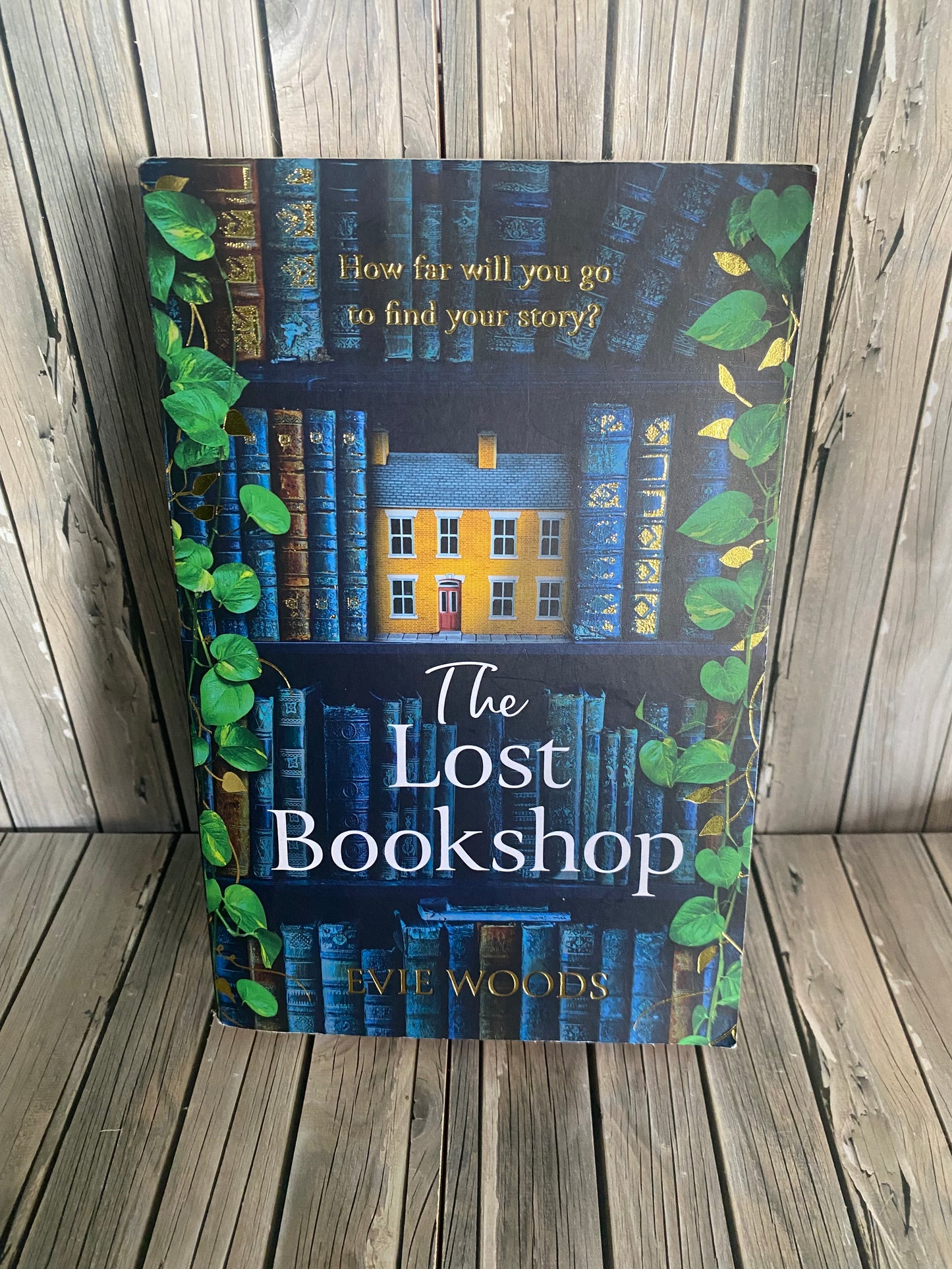 The Lost Bookshop -  Evie Woods