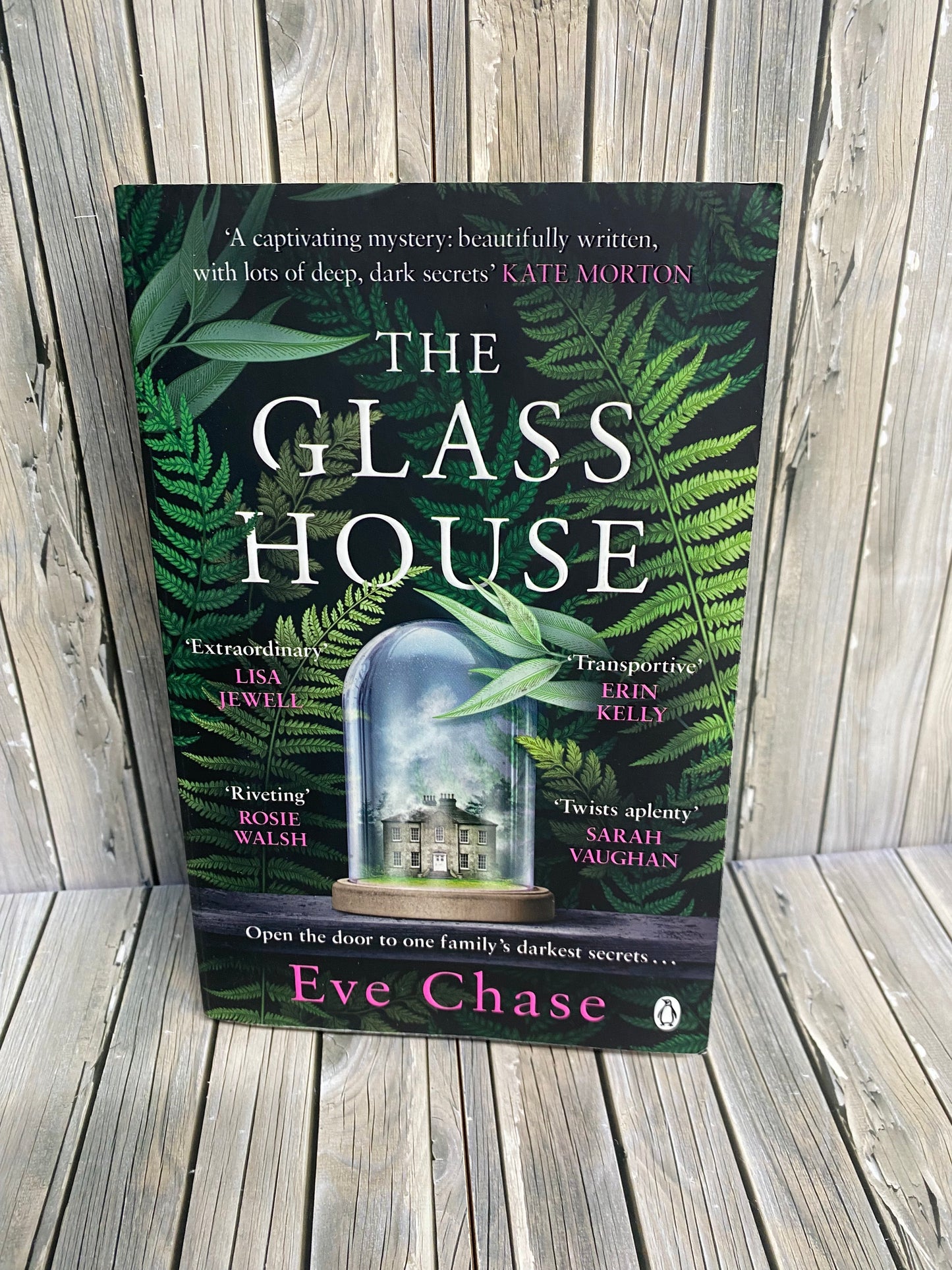 The Glass House - Eve Chase